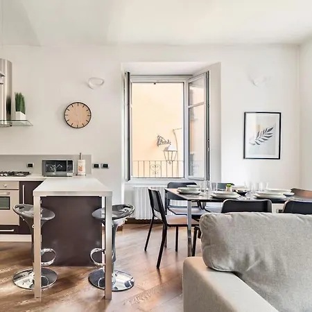 Centro Storico Nido A 147 Passi Dal Maggiore Apartman Arona