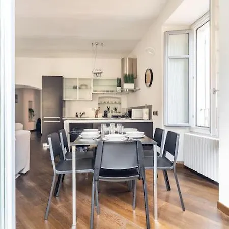 Centro Storico Nido A 147 Passi Dal Maggiore أرونا