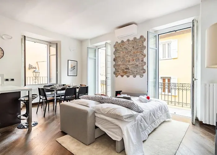 Centro Storico Nido A 147 Passi Dal Maggiore * 阿罗纳