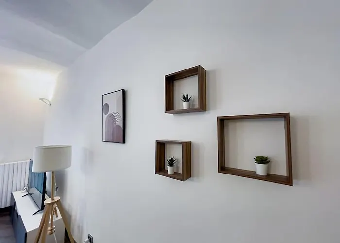 Centro Storico Nido A 147 Passi Dal Maggiore * 阿罗纳